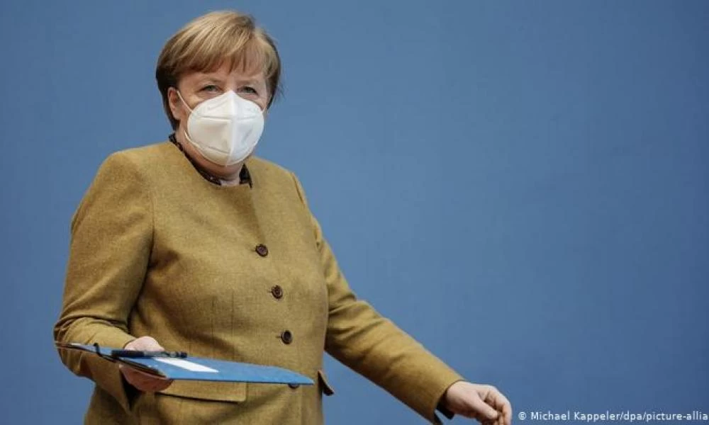 Μέρκελ: «Όχι» προς το παρών στα προνόμια των εμβολιασμένων